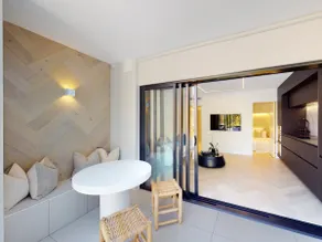 Modern luxury in central New Farm - Image 2