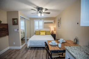 Full Kitchen & Outdoor Delight - Image 4