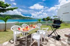 Sesoko Island, in front of the beach, BBQ available, accommodation with a large garden - Image 2