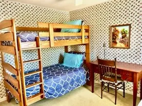 2bd/2bth Retro Condo Near Toll Lift - Image 2