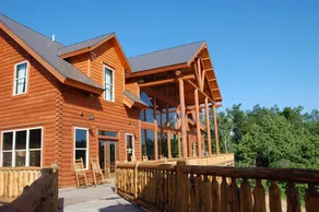 The Lodge At Emerald Waters - Image 3
