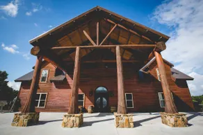 The Lodge At Emerald Waters - Image 2