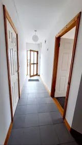 Seafront Beach Apartment - Image 3