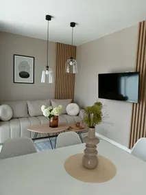 2 bedroom apartment - Image 2