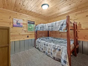 Sand Lake Cabin- Pets, BBQ, Firepit, Starlink WiFi - Image 4