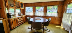 1970s Unique Retro Getaway - No Cleaning Fees! - Image 3