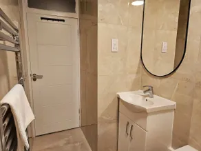 Wonderful Apartment in Wembley - Image 2