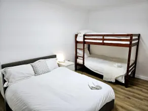 Wonderful Apartment in Wembley - Image 4