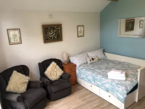 The Annex - Modern Studio Flat - Image 4