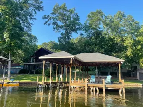 Tranquility on Lake Tillery Big Dock Sleeps 8-9 - Image 2