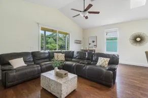 Jupiter's Beacon Villa; close to the beach - Image 5