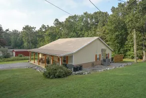 Spacious Home w Hot Tub & Fire Pit *KY Lake, Moors - Image 3