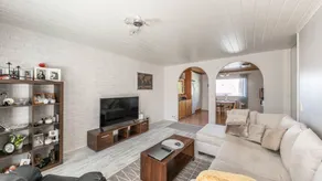 Detached house - Image 3