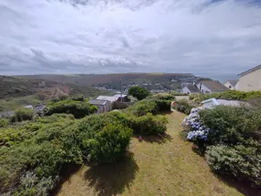 Unique coastal detached property - Image 4