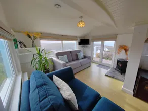 Unique coastal detached property - Image 5