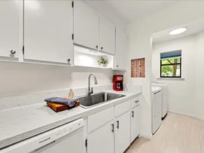 TUNA FISH: Pet friendly. Clean, Quiet, Comfortable - Image 5