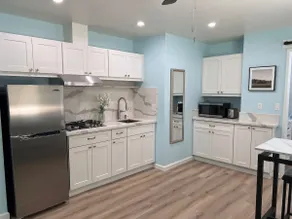 Guest Suite in Quiet Area with Washer Dryer - Image 5