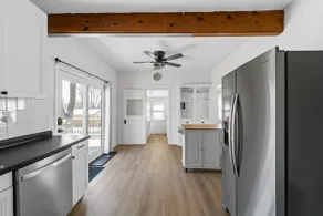 Trendy West Des Moines Bungalow - Image 5