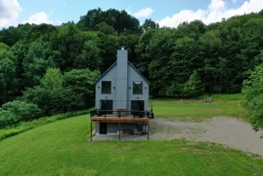 New Build • Ellicottville Ski Chalet • Sleeps 8 - Image 5