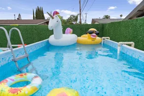 2mi Disney! Hot Tub | Pool | Arcade | Theater - Image 2