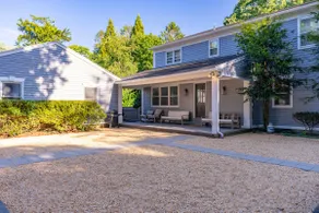 * East Hampton Oasis * - Image 3