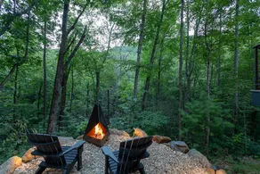 Spring Mountain Forest House | Creekside Cabin - Image 4