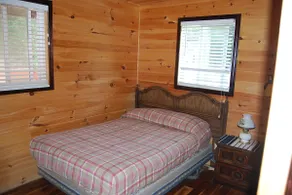 Cottage on the water - Image 5