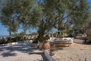 Luxury 3 Bedroom Villa | Private Pool | Sea View - Image 2