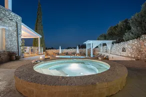 Luxury 3 Bedroom Villa | Private Pool | Sea View - Image 4