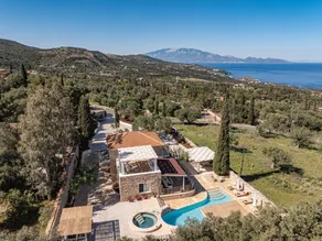 Luxury 3 Bedroom Villa | Private Pool | Sea View - Image 3
