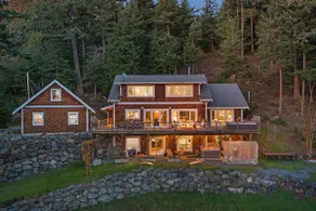 Stunning Views, Game Room, Minutes to Town - Image 5