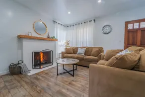 LA Getaway Near Beaches | Gated Parking+Backyard - Image 2