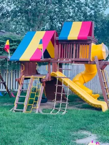 Family Home - Image 5