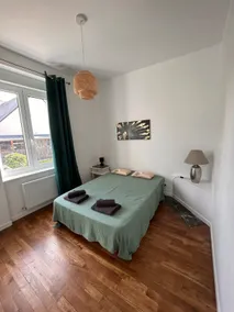 Beautiful renovated house, 3 minutes from Dinan, enclosed garden - Image 3