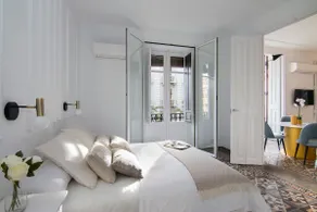 Luxury Gran Via Apartments - Image 2