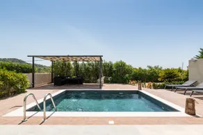 Dioni Pool House - Image 2