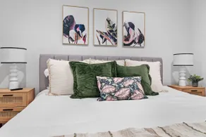 Walkable Uptown Boho Retreat - Image 3