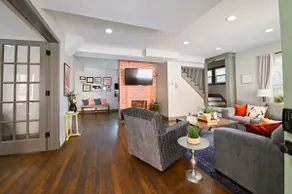Casa Harney a Midtown Luxury 5BR - Image 4