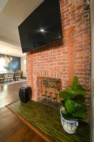 Casa Harney a Midtown Luxury 5BR - Image 2
