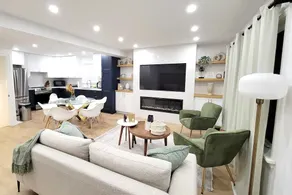 Stylish Fully-Loaded Home W/HotTub&BBQ&FirePit - Image 4