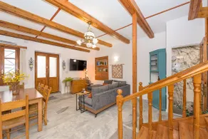 Yiayia's Place in Chania - Image 3
