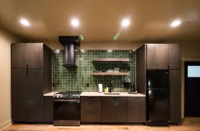 Modern Glass Cabin near trails, wine, & Dahlonega - Image 3