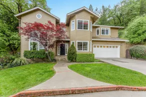 *Luxury Home walkable to Downtown - Image 3