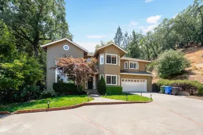 *Luxury Home walkable to Downtown - Image 4