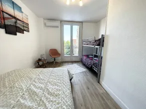Family Getaway: 8 people, games room, parking - Image 5