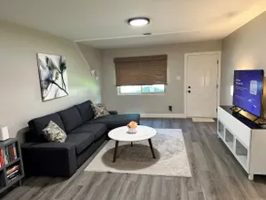 Immaculate Newly Remodeled Home Near Anschutz - Image 2