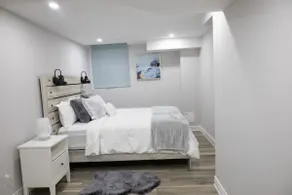 Comfy Cozy Nest in Ancaster with private entrance - Image 4
