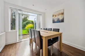 house in Heald Green village - Image 5