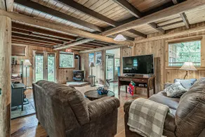 Riverfront Cabin near Mt. Rainier Sunrise entrance - Image 5