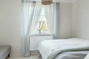 Charming apartment in a red house in Stockholm - Image 4